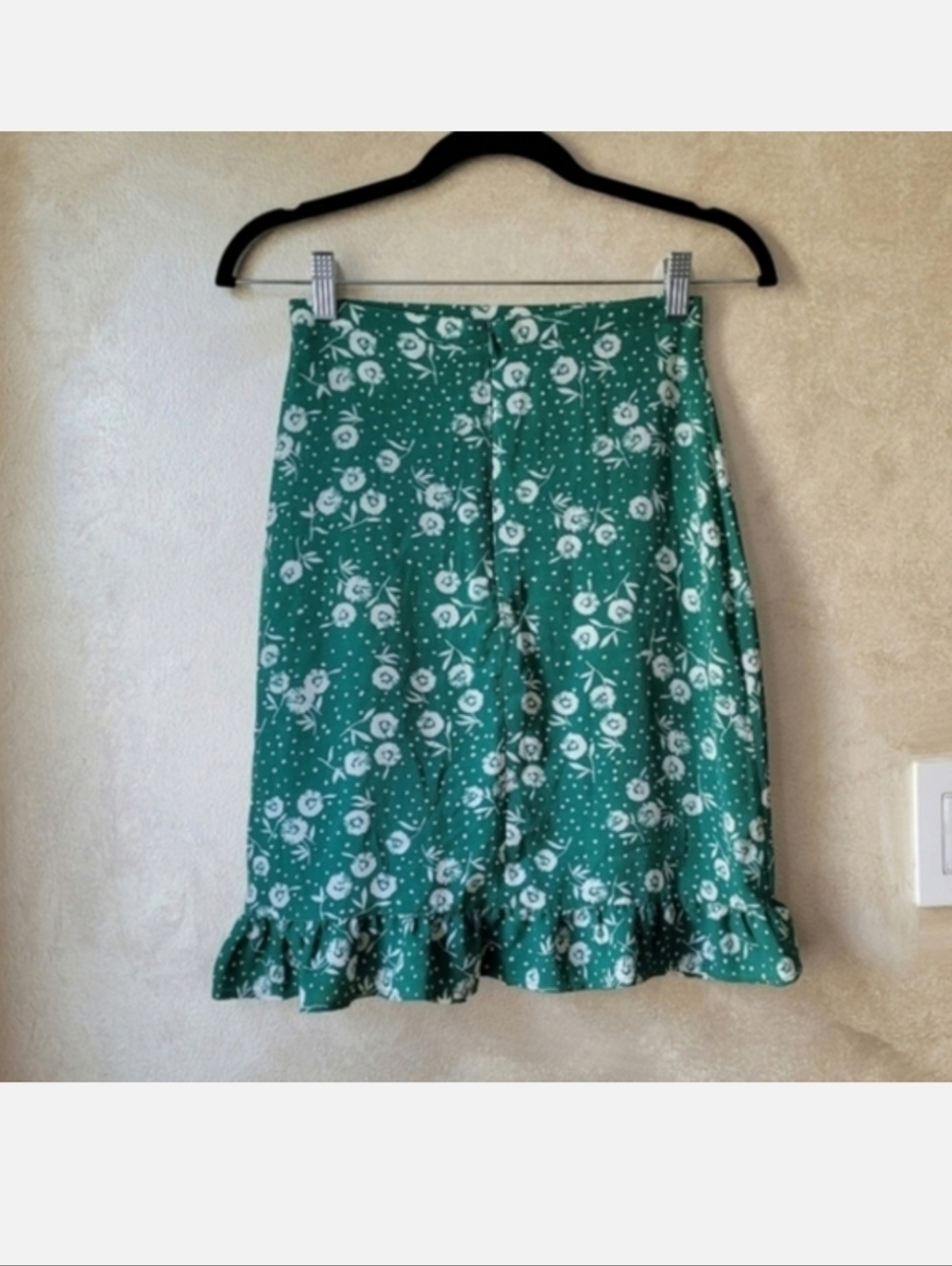 ROUJE ANGELE GREEN RUFFLE FLORAL SKIRT - Picture 4 of 7